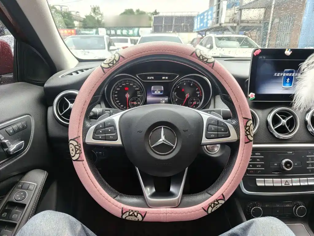 Mercedes-Benz GLA — миниатюра 11