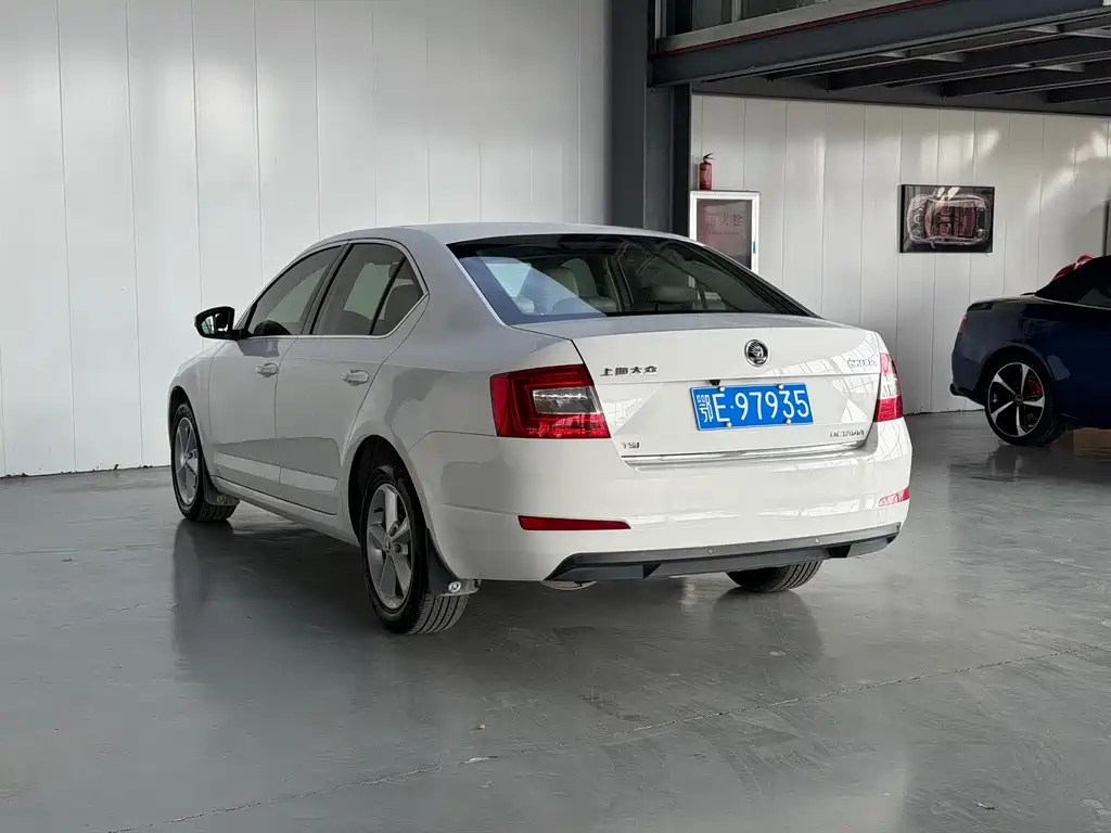 Skoda Octavia — миниатюра 6