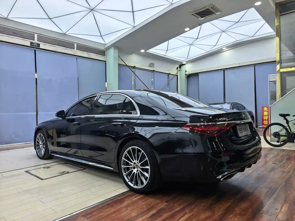 Mercedes-Benz S-Class — миниатюра 19