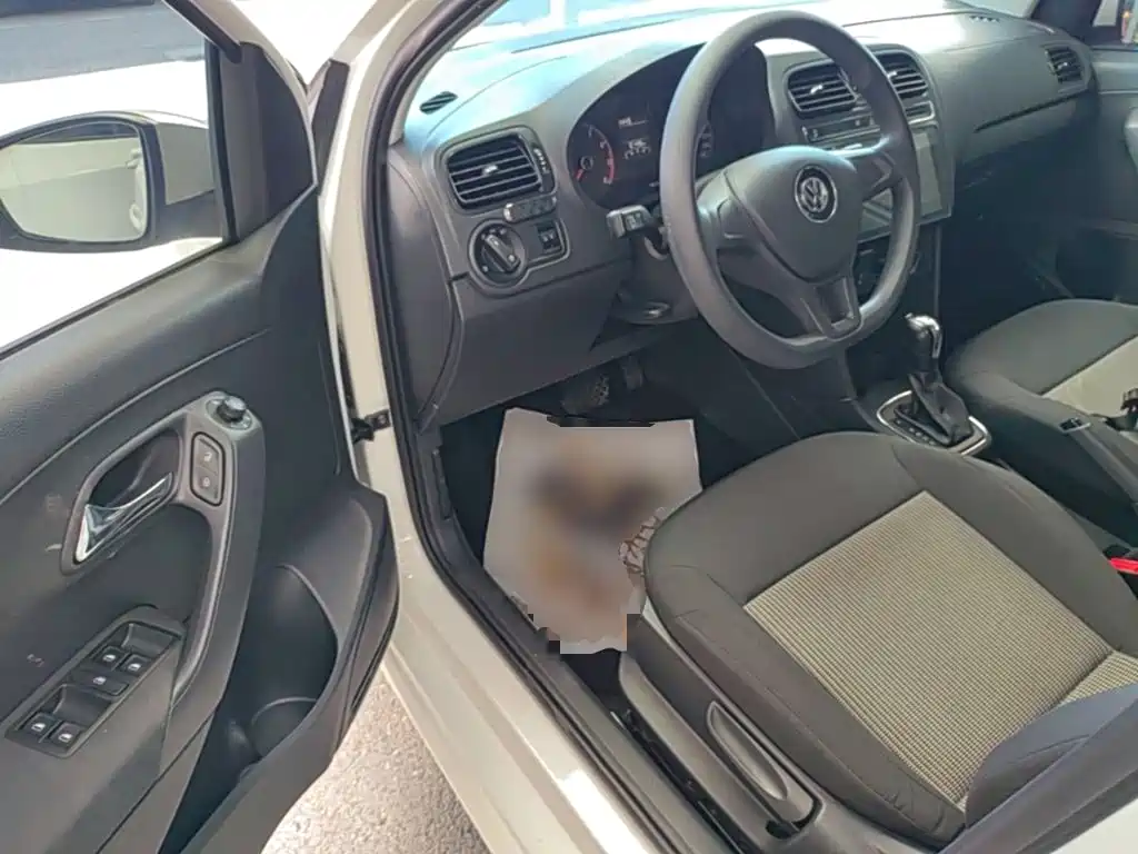 Volkswagen Polo — миниатюра 16