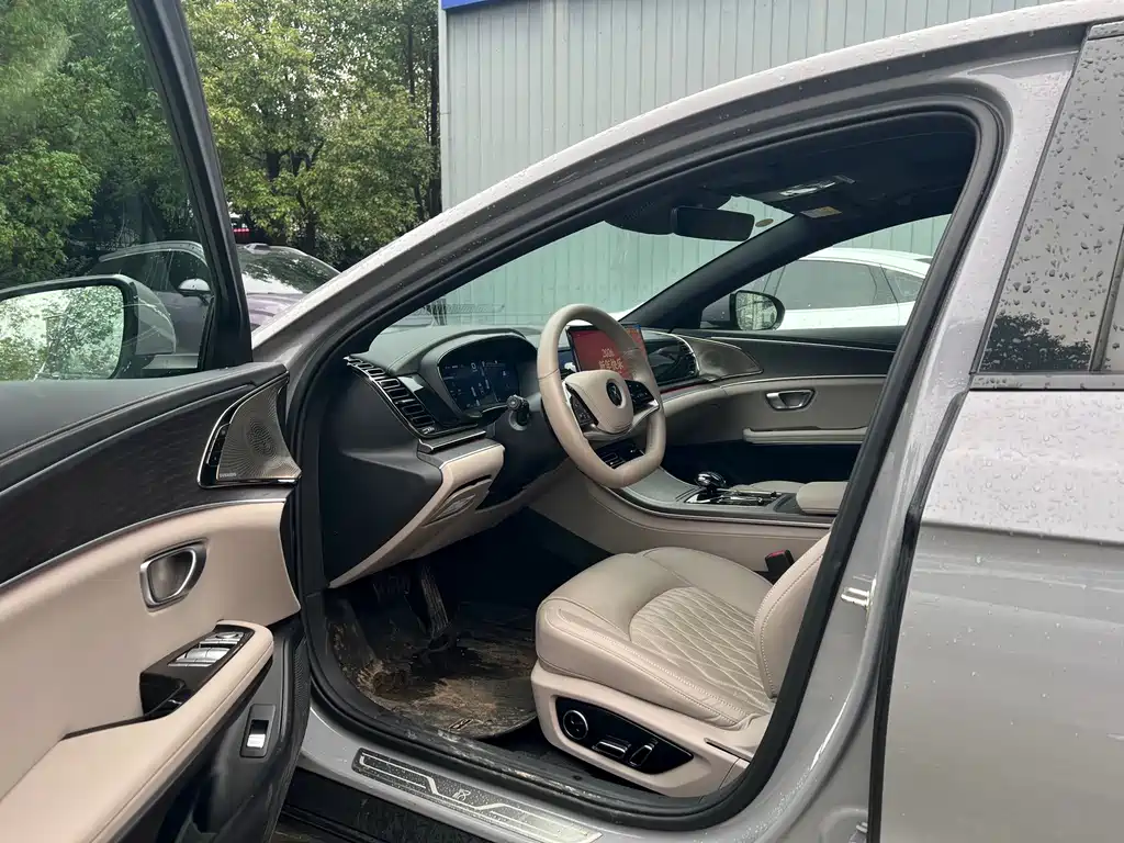 BYD Han — миниатюра 4