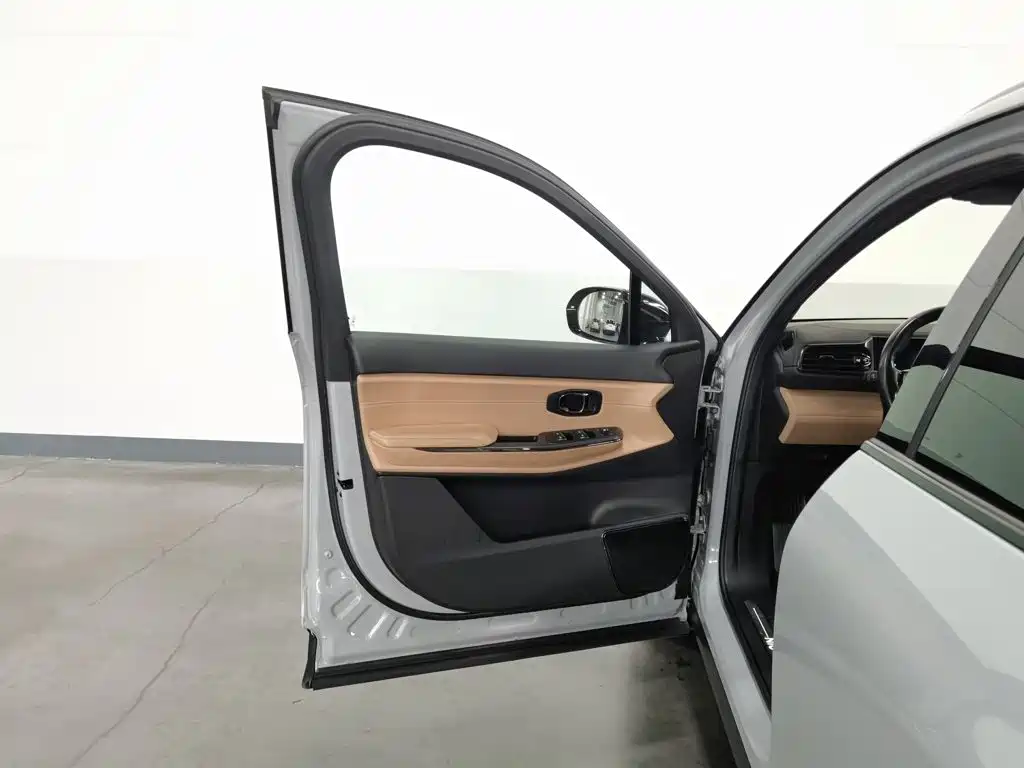 NIO ES8 — миниатюра 8