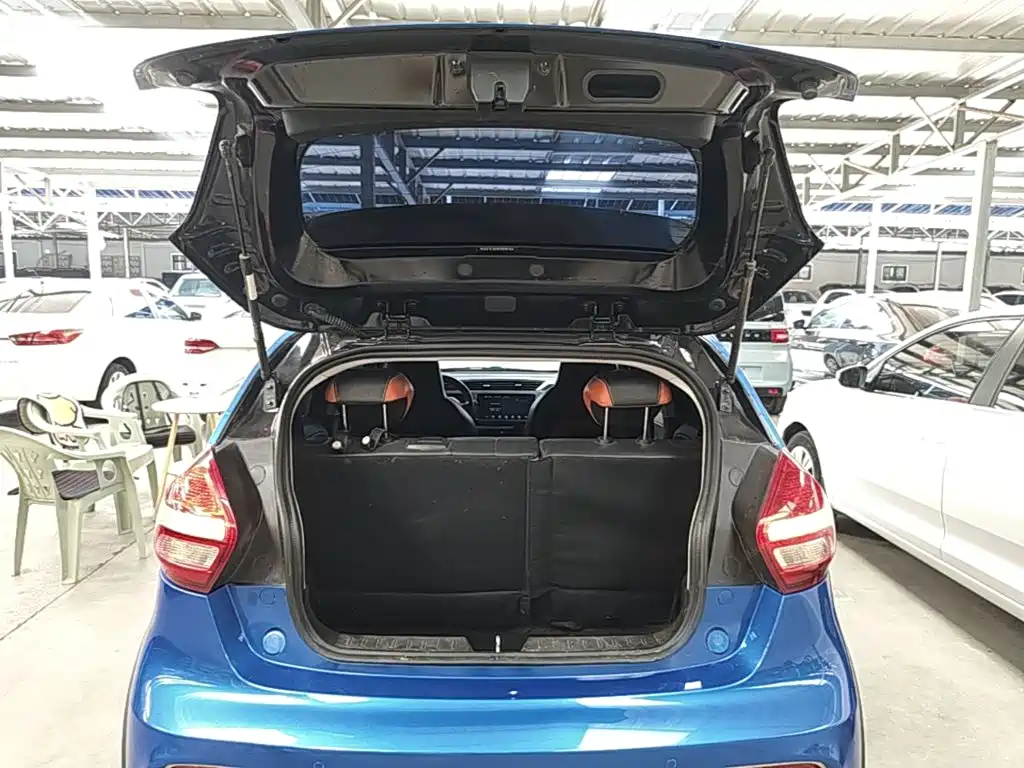 Geely Vision X1 — миниатюра 19