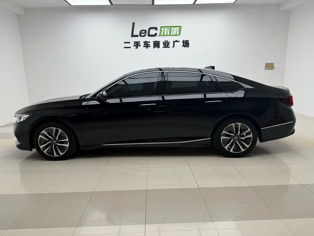 Honda Accord — миниатюра 4