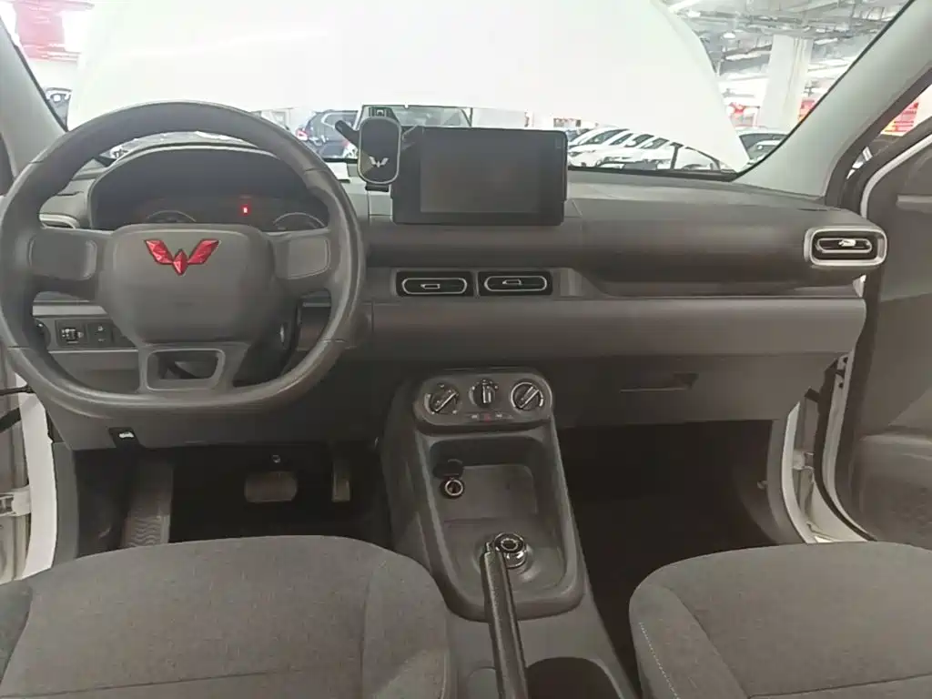 Wuling Hongguang EV — миниатюра 9