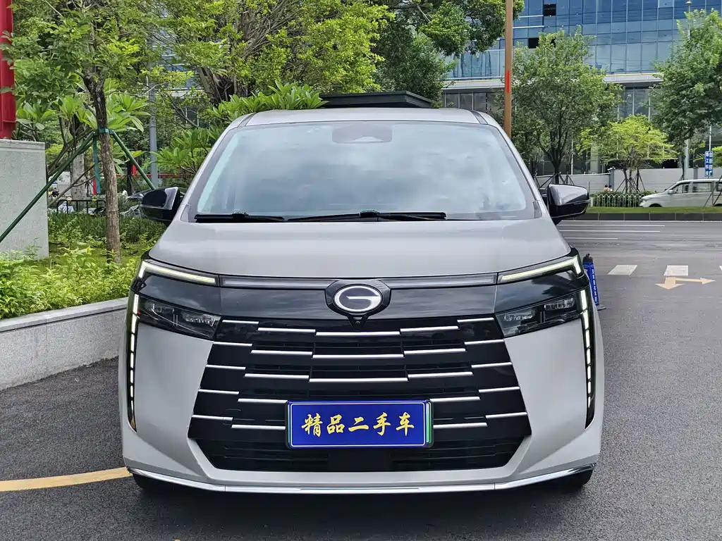 GAC Motor 传祺E8 PHEV — миниатюра 2