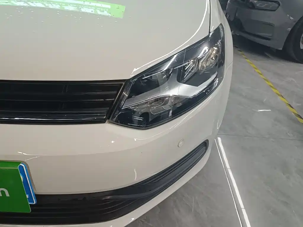 Volkswagen Polo — миниатюра 24