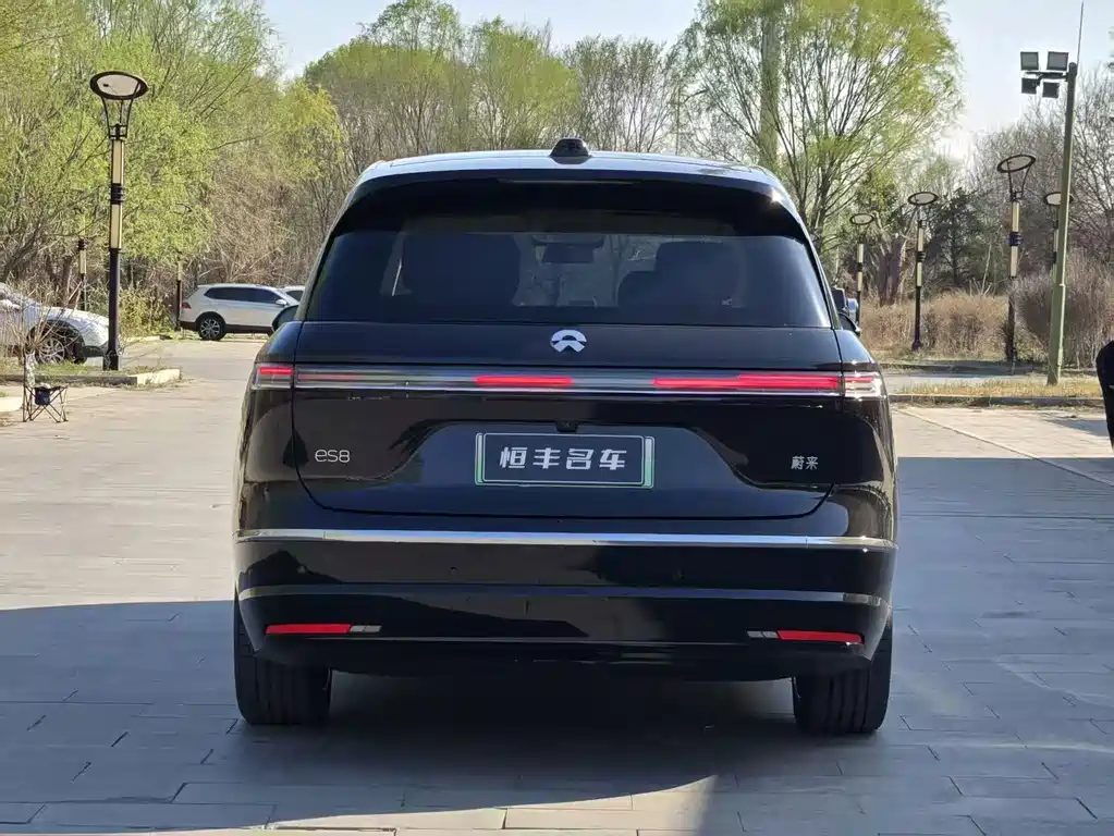 NIO ES8 — миниатюра 4