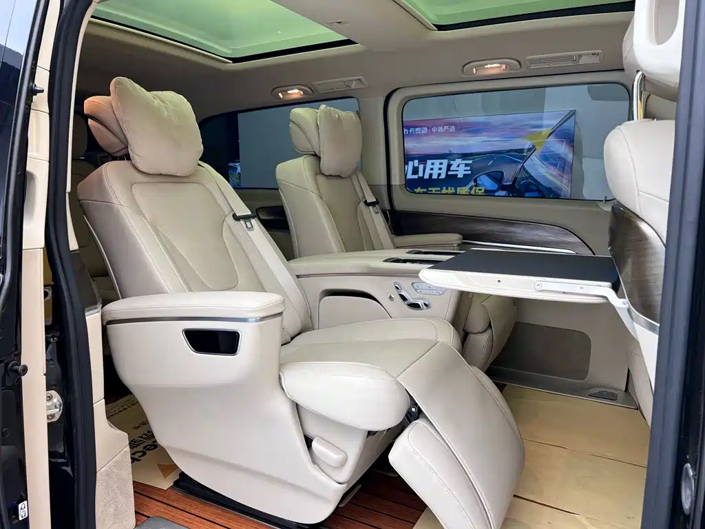 Mercedes-Benz V-Class — миниатюра 34