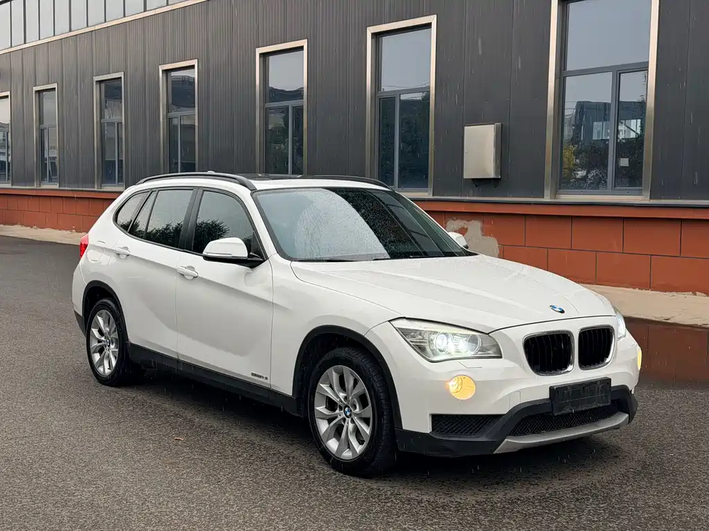 BMW X1 (Import) — миниатюра 7
