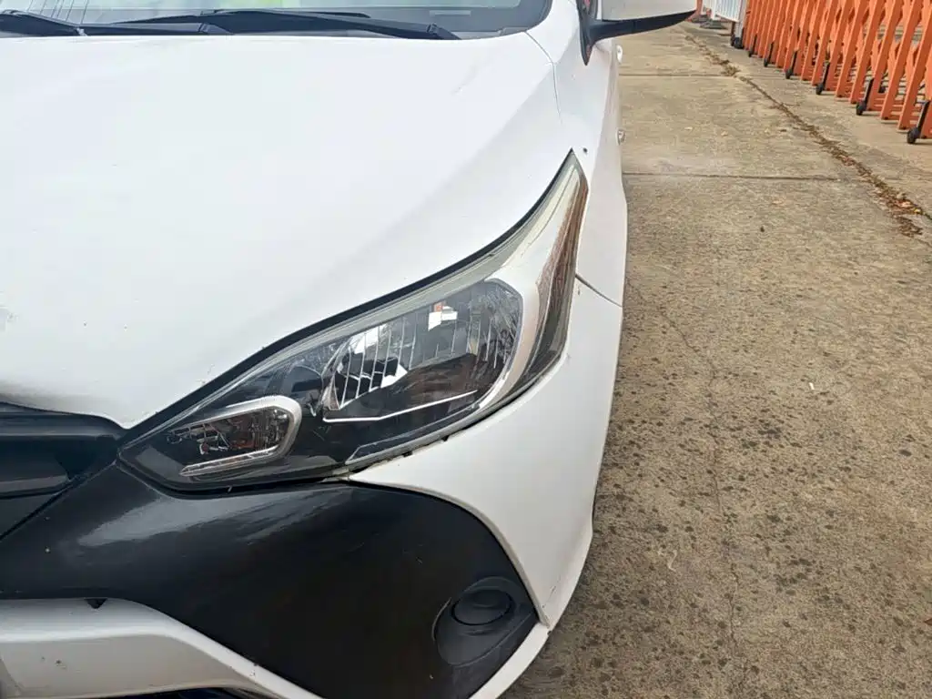 Toyota Yaris L — миниатюра 24