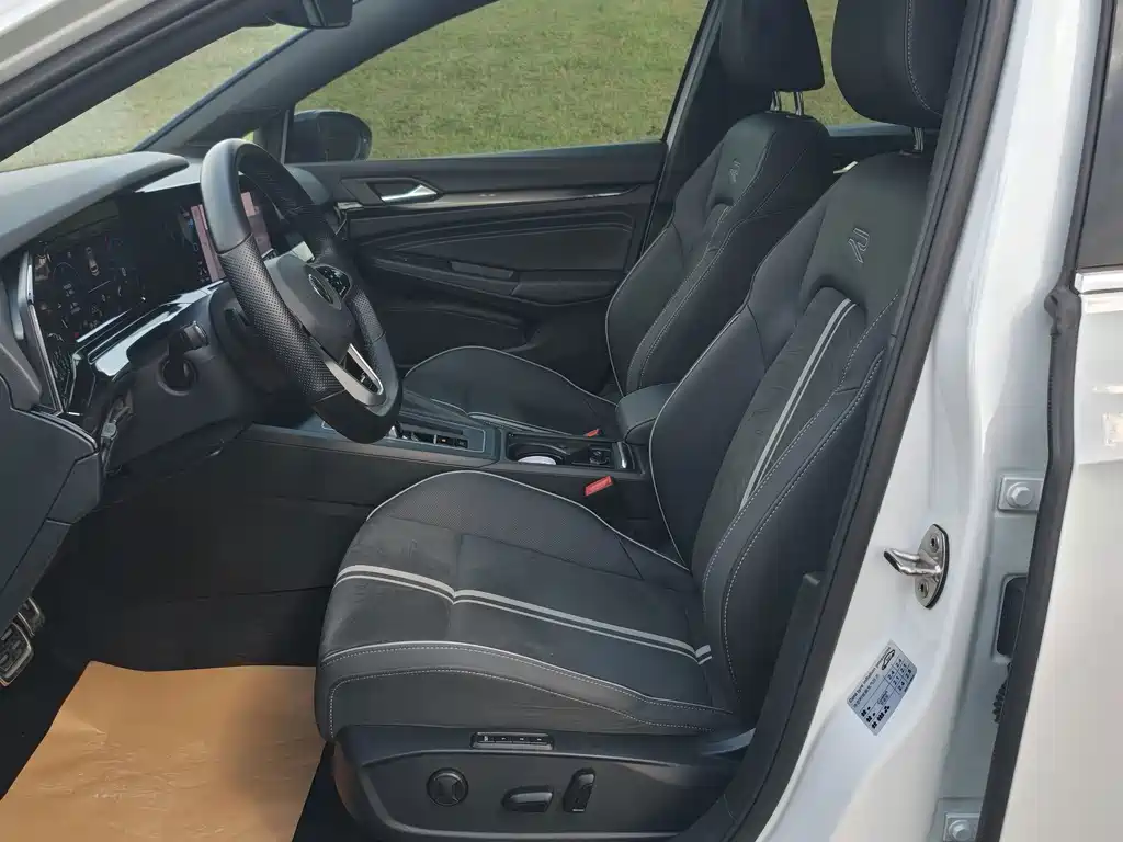 Volkswagen Golf — миниатюра 9