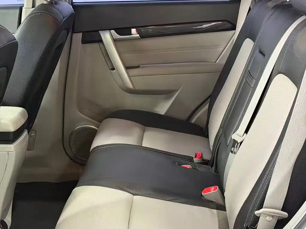 Chevrolet Captiva — миниатюра 15