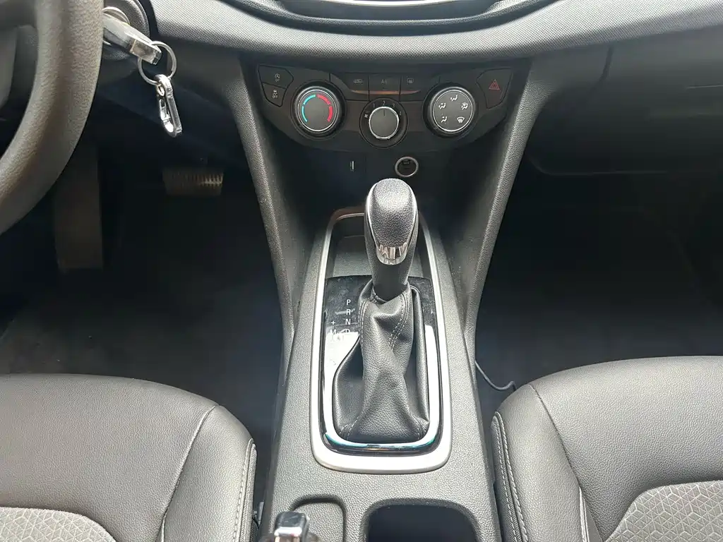 Chevrolet Cavalier — миниатюра 15