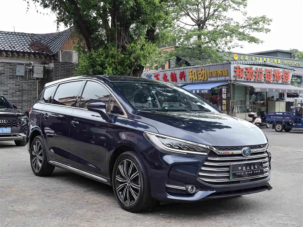 BYD Song MAX MAX 2019 DM 1.5T 6 мест VI