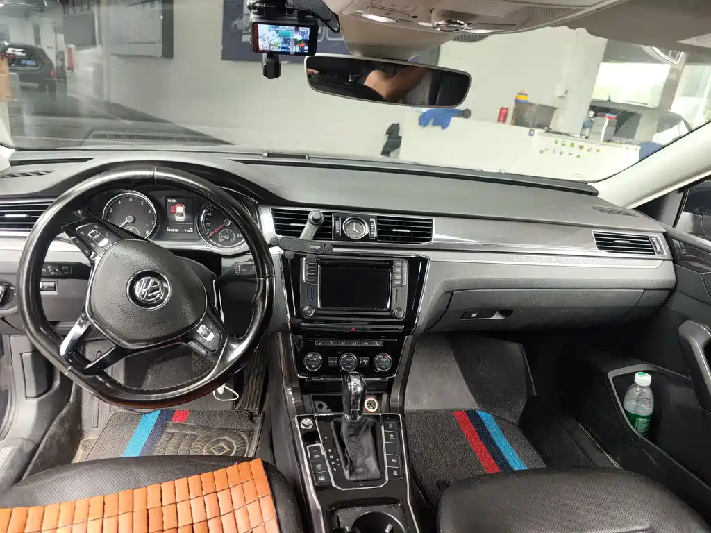 Volkswagen Passat — миниатюра 4