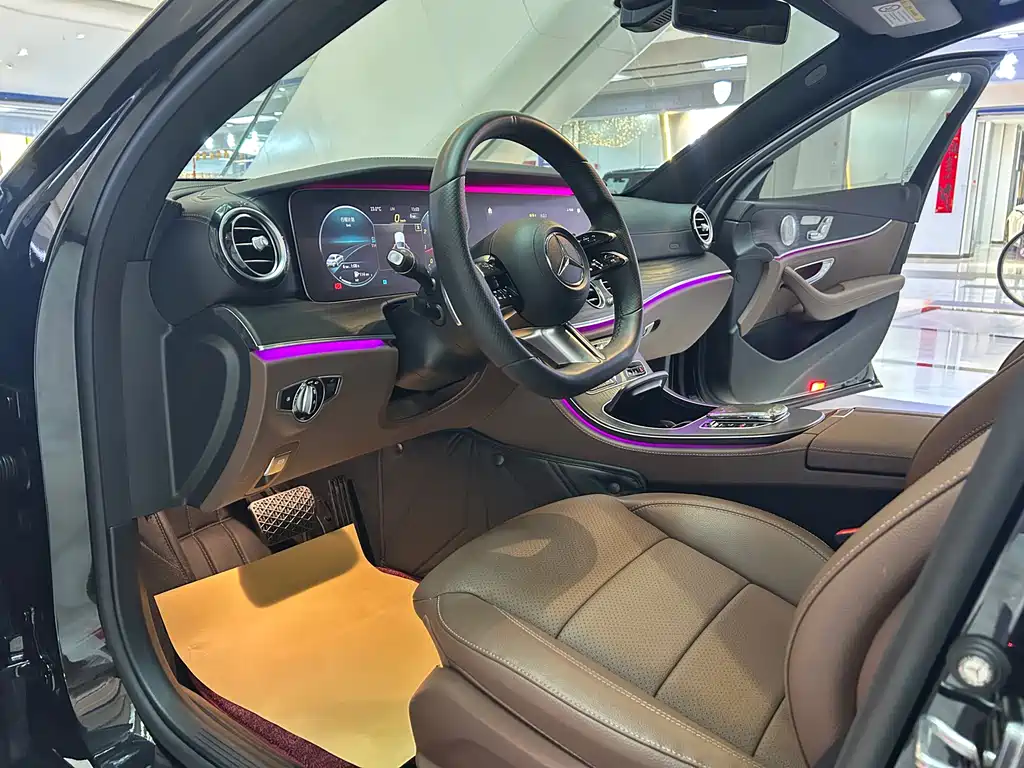 Mercedes-Benz E-Class — миниатюра 4