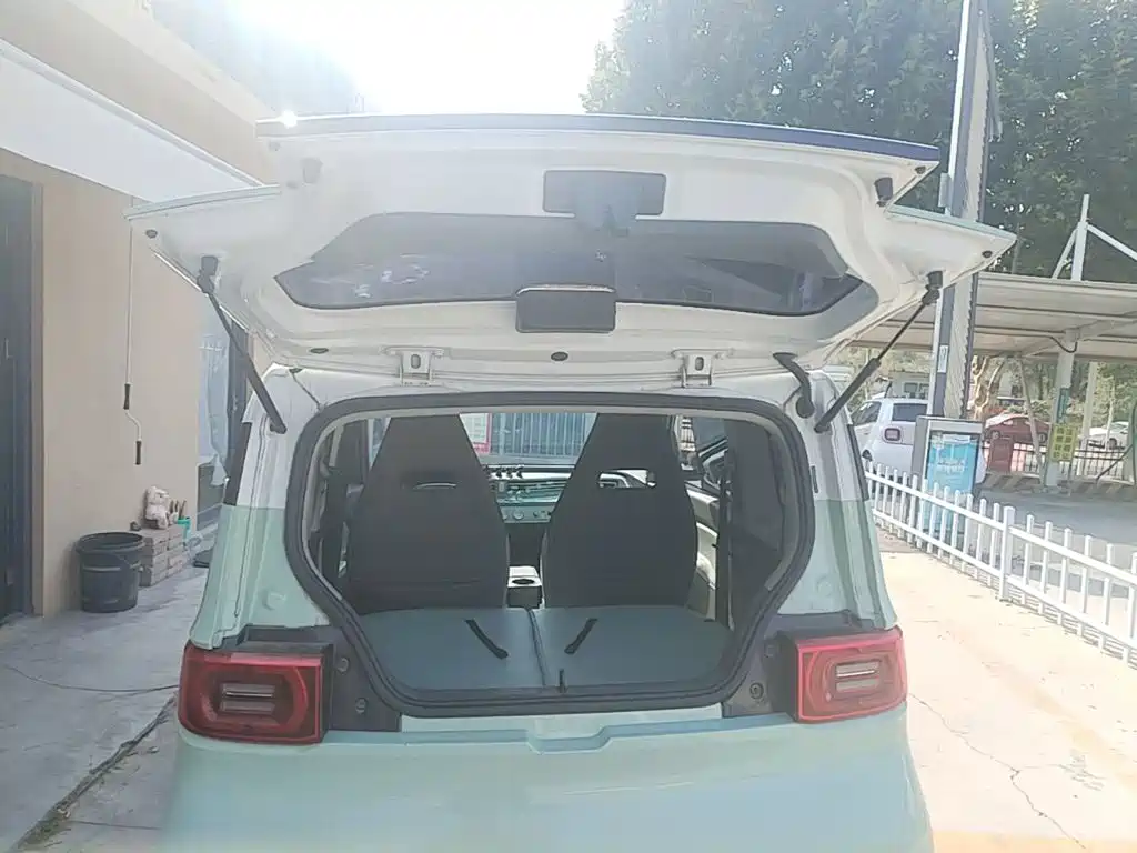 Wuling MINIEV — миниатюра 19