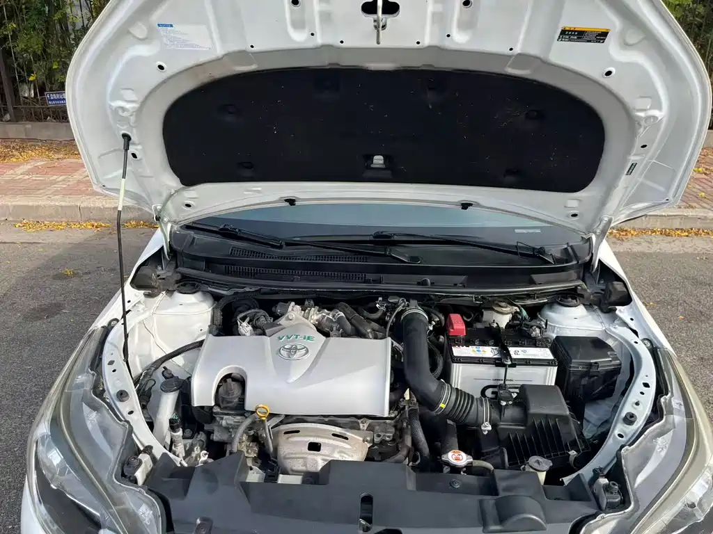 Toyota Yaris L — миниатюра 9