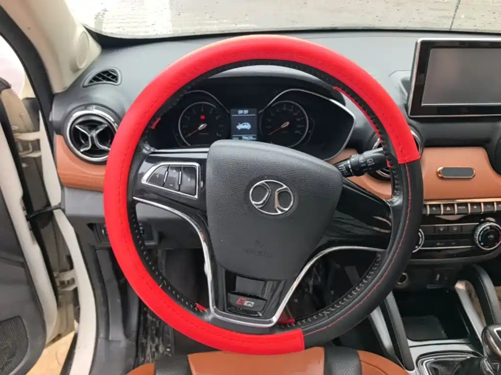 BAIC Senova X35 — миниатюра 11