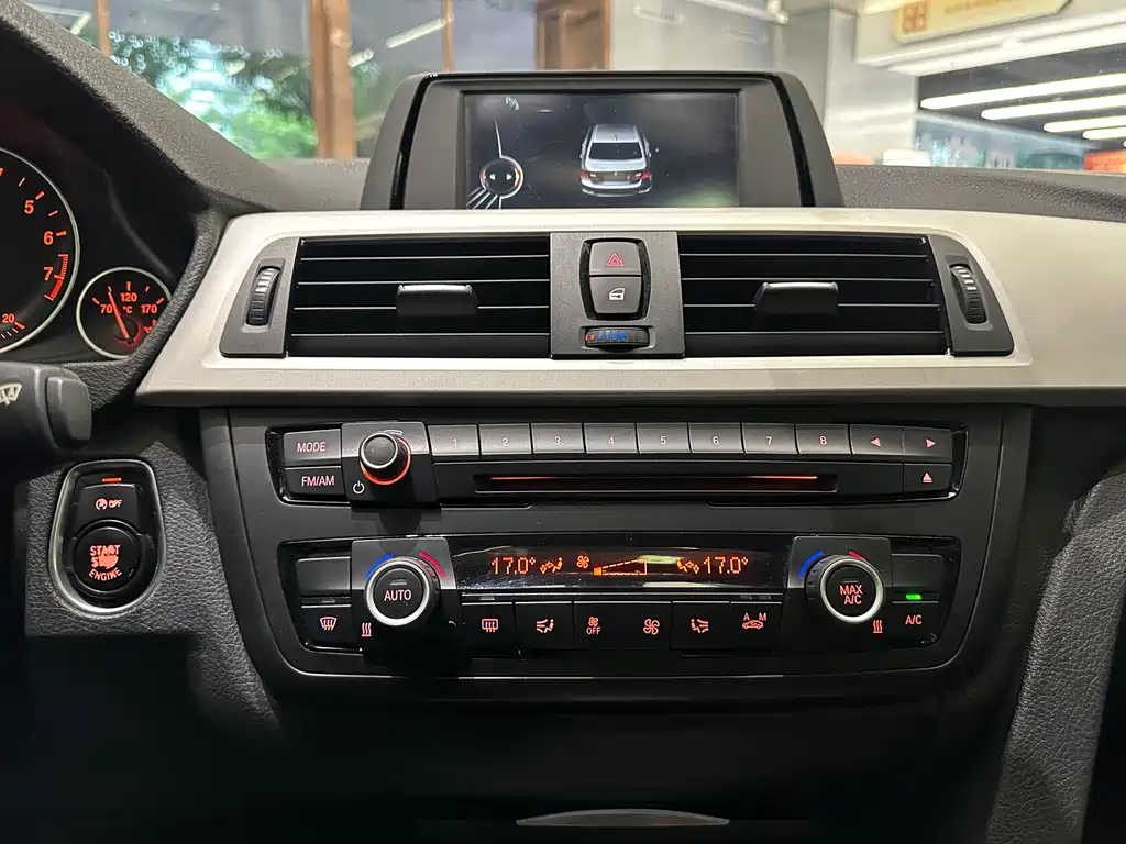 BMW 3 Series — миниатюра 21