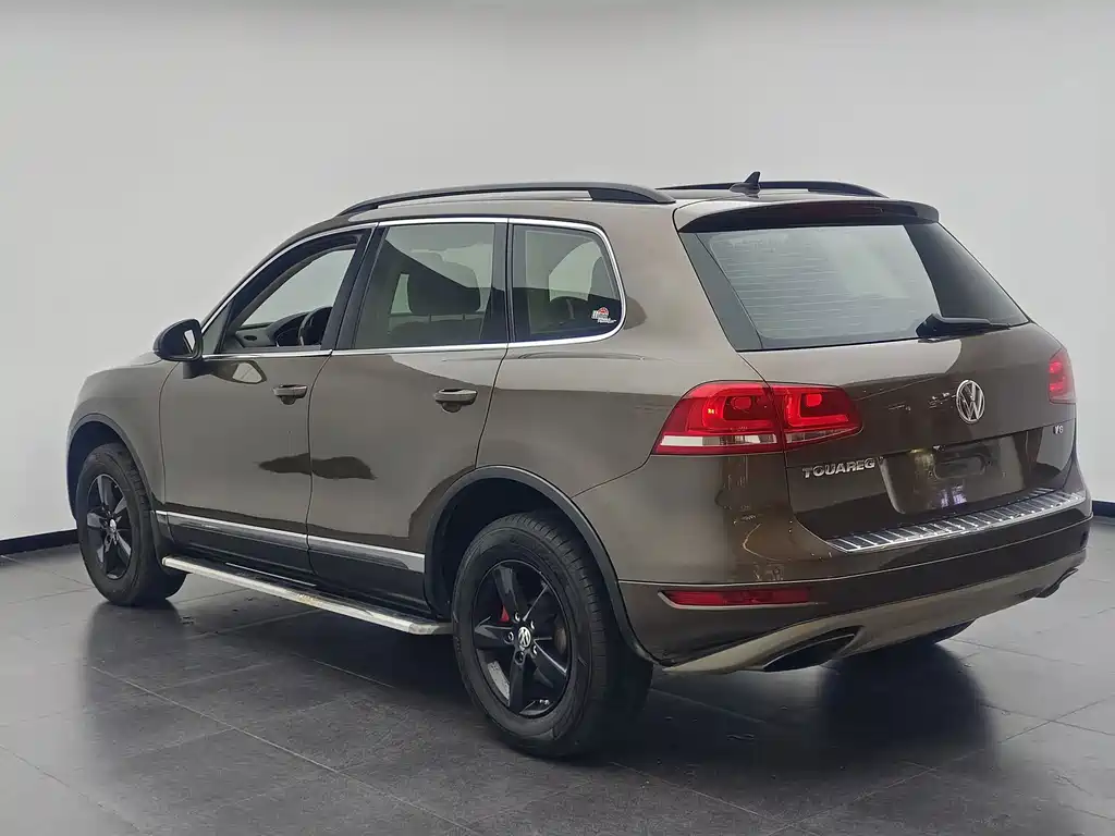 Volkswagen Touareg — миниатюра 13