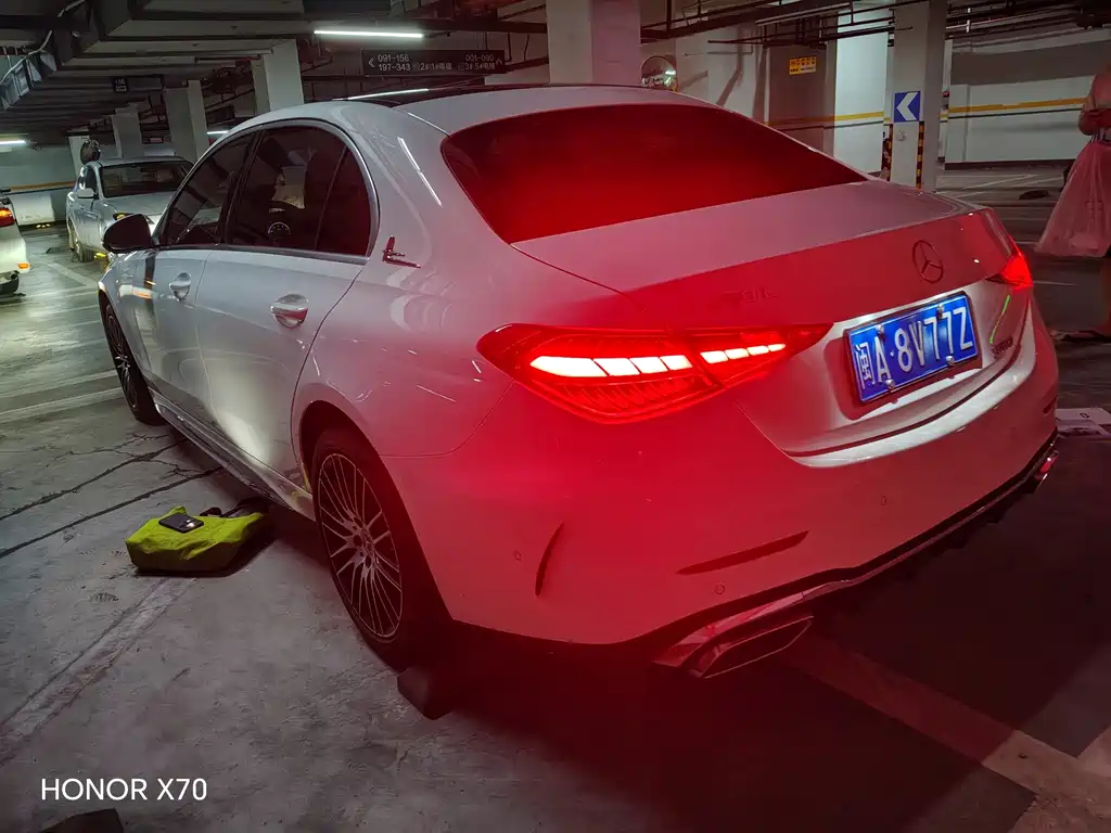 Mercedes-Benz C-Class — миниатюра 8