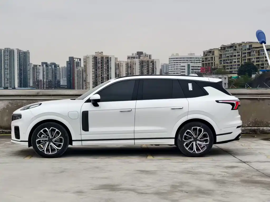 Lynk & Co 09 EM-P — миниатюра 3