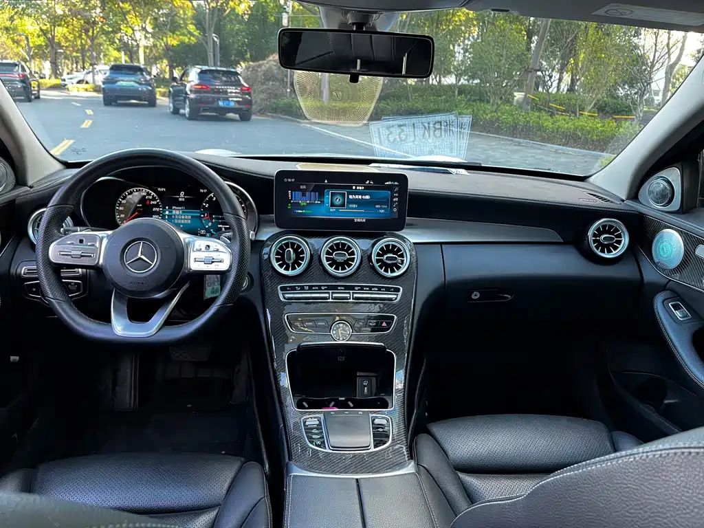 Mercedes-Benz C-Class — миниатюра 5