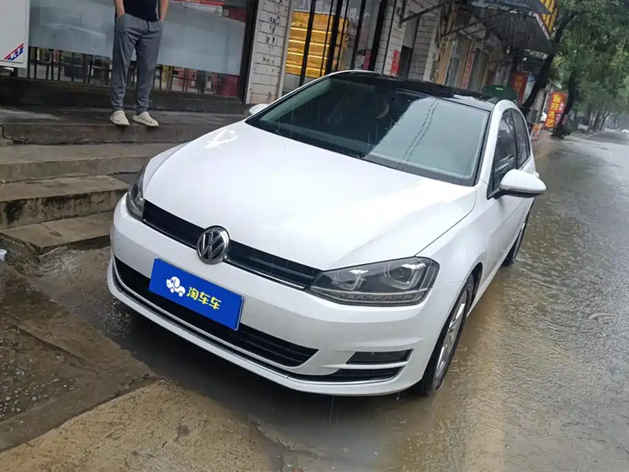 Купить Volkswagen Golf