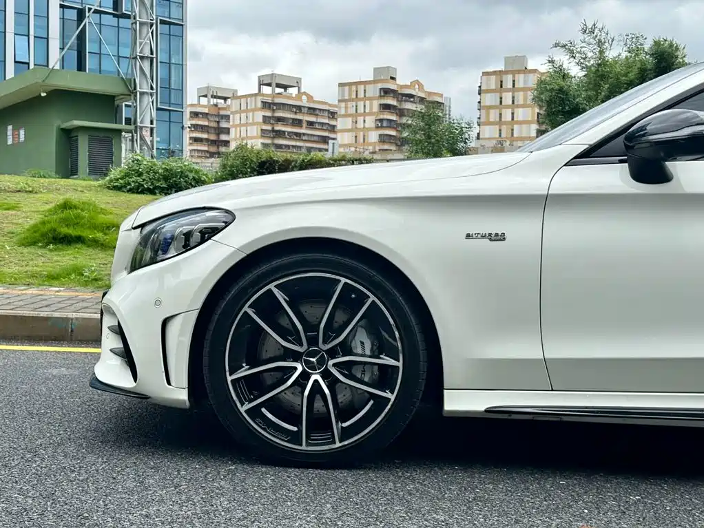 Mercedes-Benz C-Class AMG — миниатюра 4