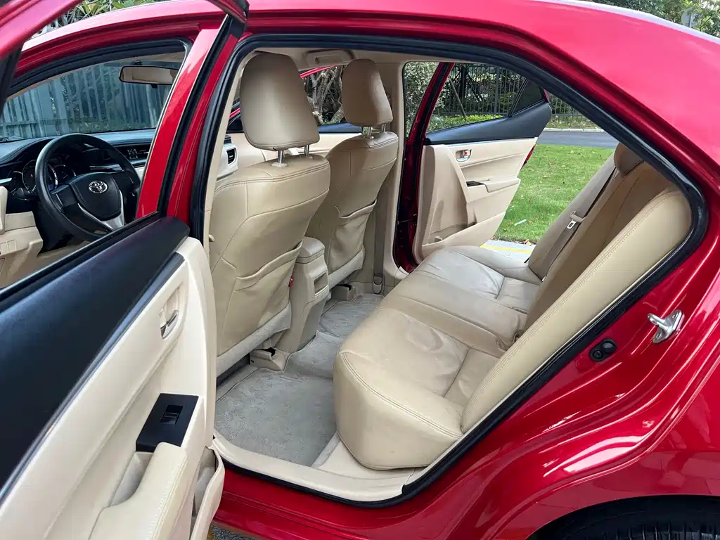 Toyota Corolla — миниатюра 11