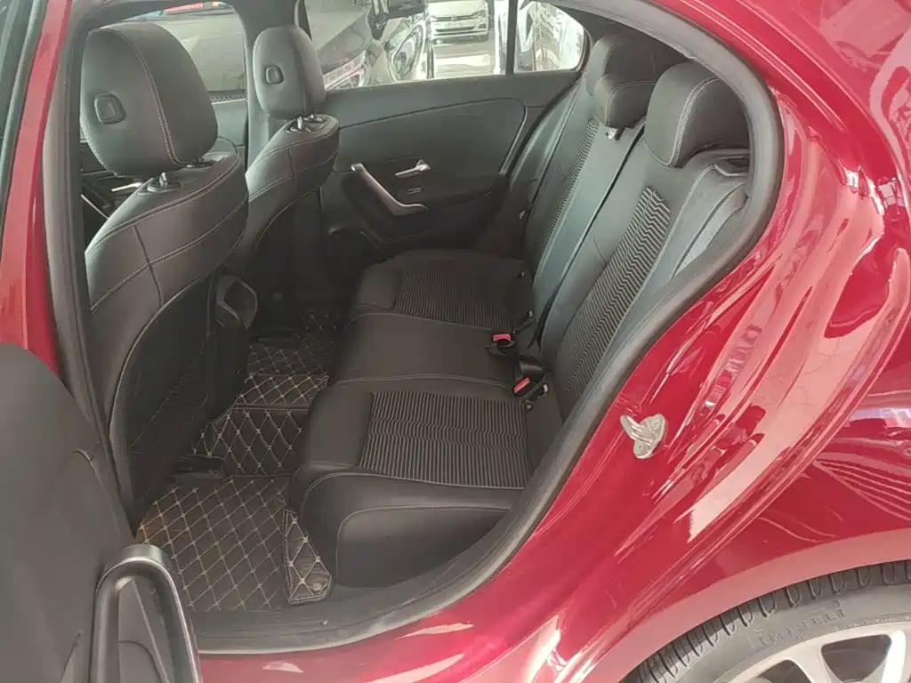Mercedes-Benz A-Class (Import) — миниатюра 17