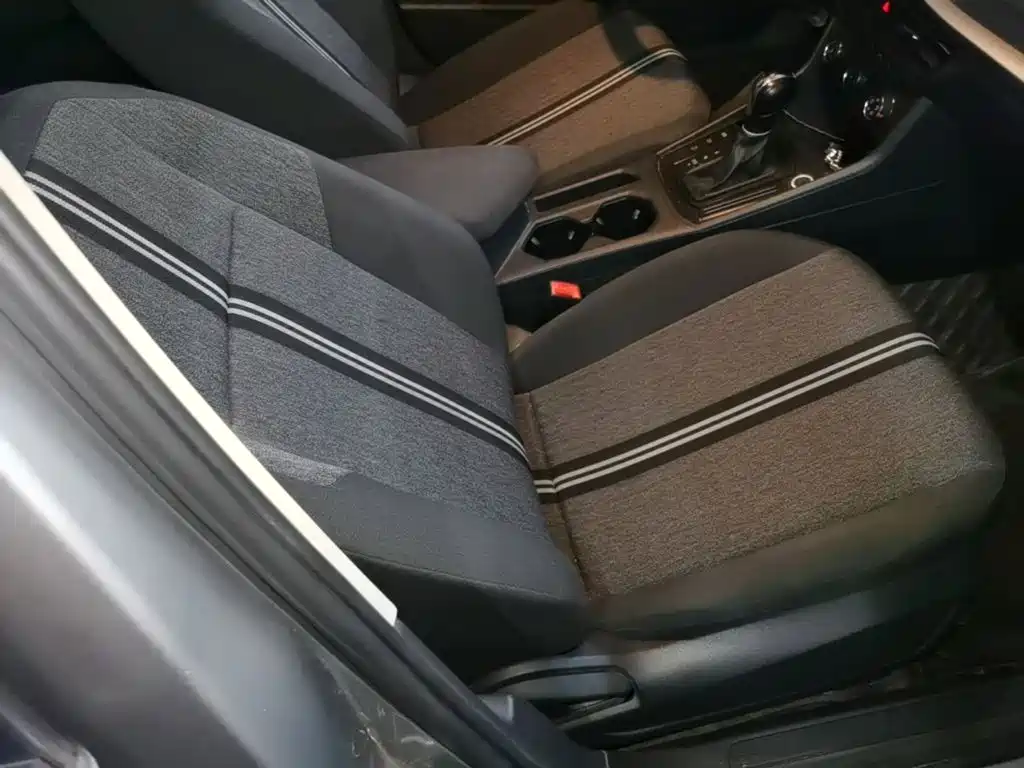 Volkswagen Lavida — миниатюра 25