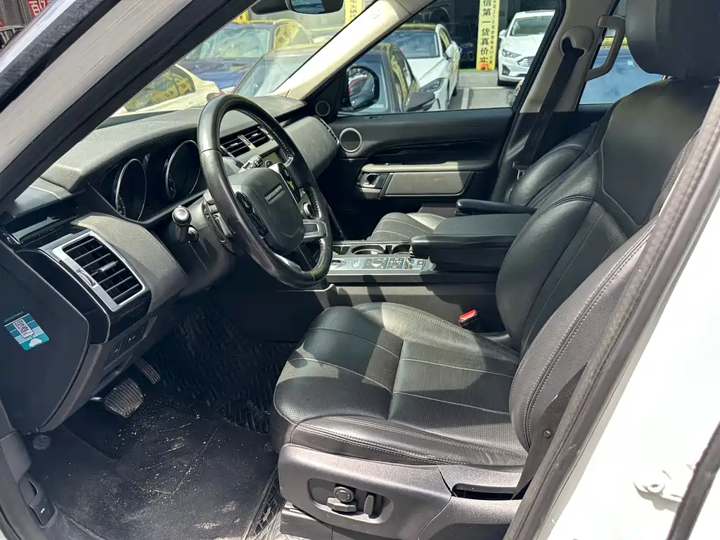 Land Rover Discovery 2019 3.0 SC V6 SE