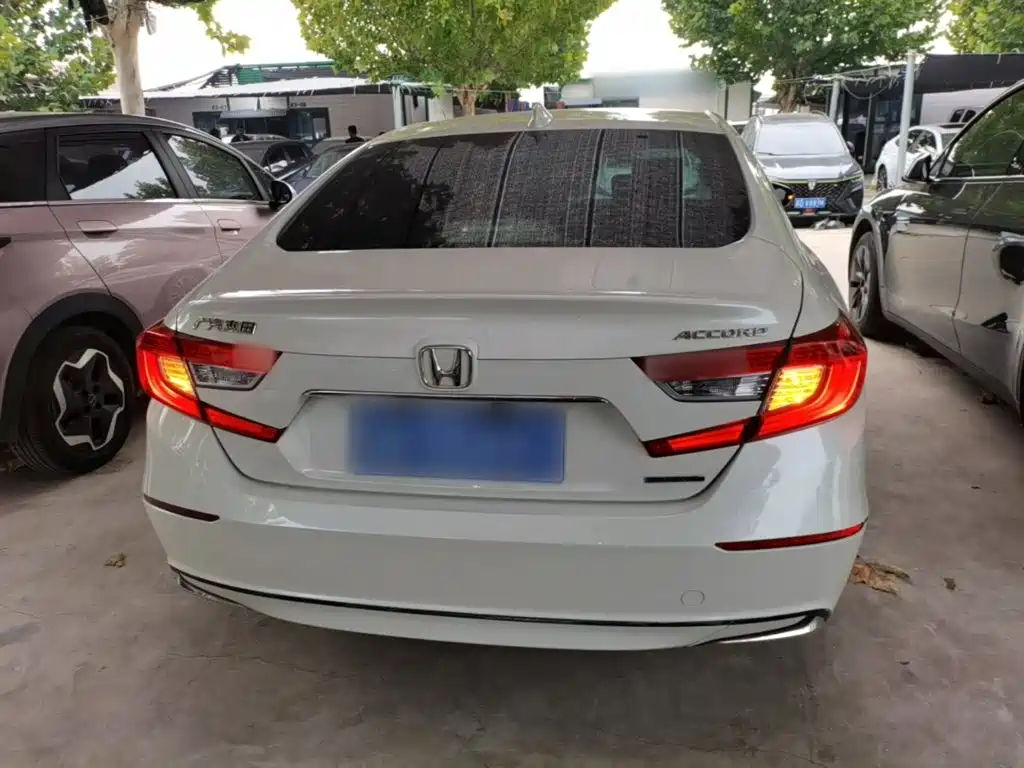 Honda Accord — миниатюра 6