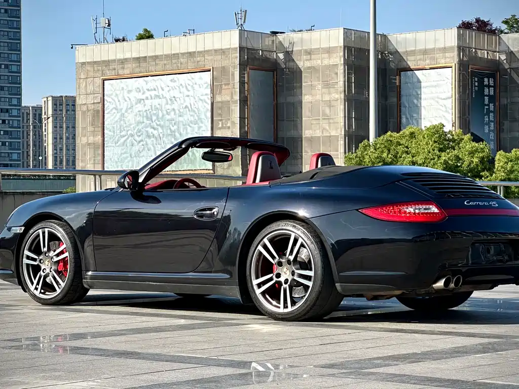 Porsche 911 2010 Carrera 4S Cabriolet 3.8L