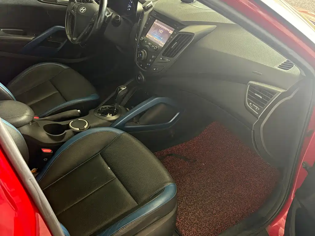 Hyundai Veloster — миниатюра 4