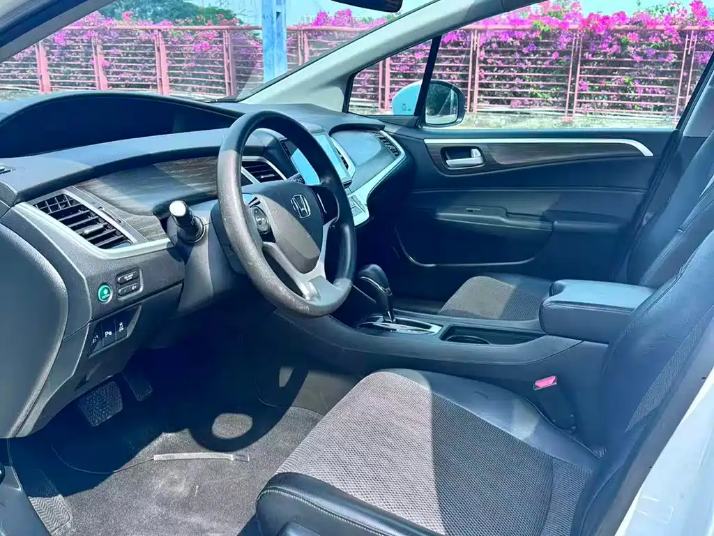 Honda Jade — миниатюра 7