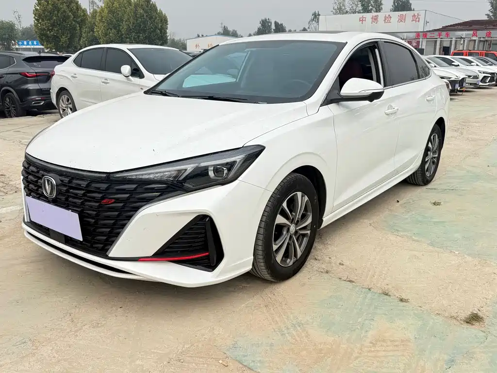 Changan Eado — миниатюра 2