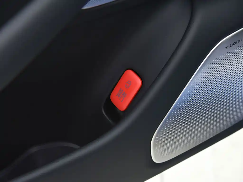 Xiaomi SU7 — миниатюра 13