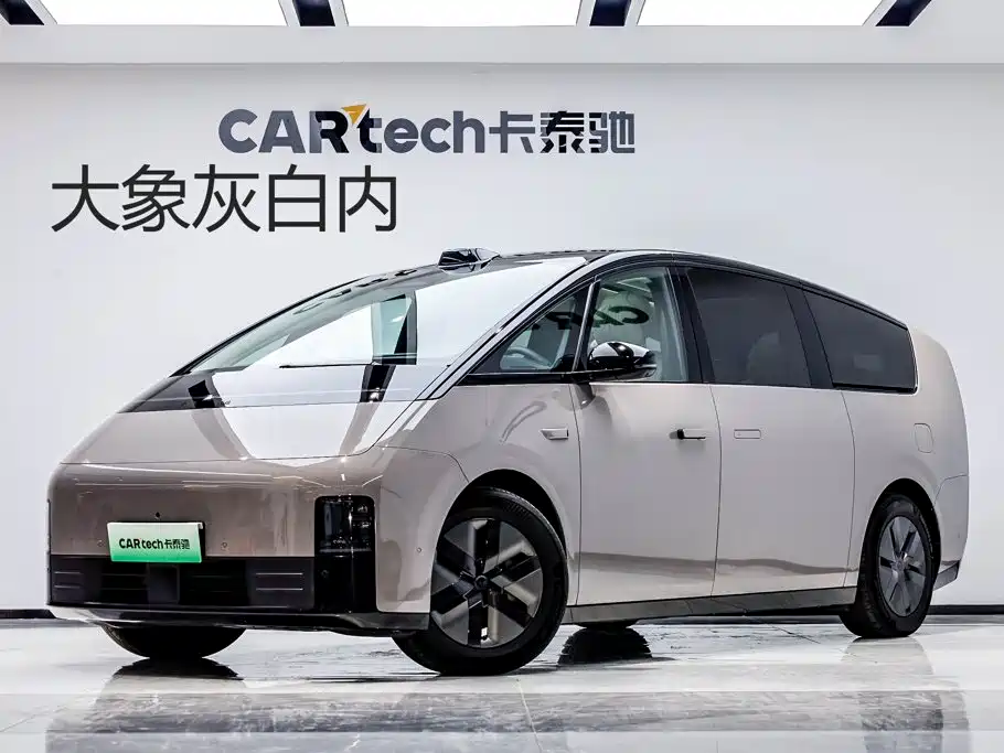 Li Auto Li MEGA — миниатюра 2