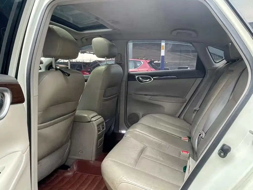 Nissan Sylphy — миниатюра 6