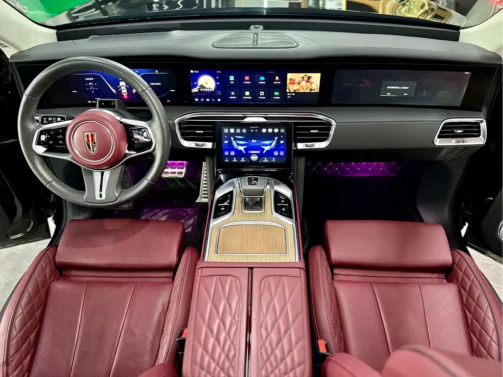 Hongqi E-HS9 2022 660km мест