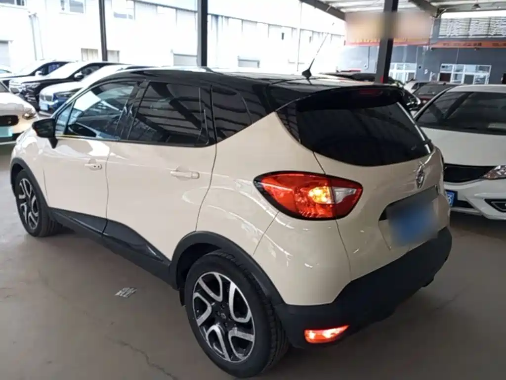 Renault Captur — миниатюра 5
