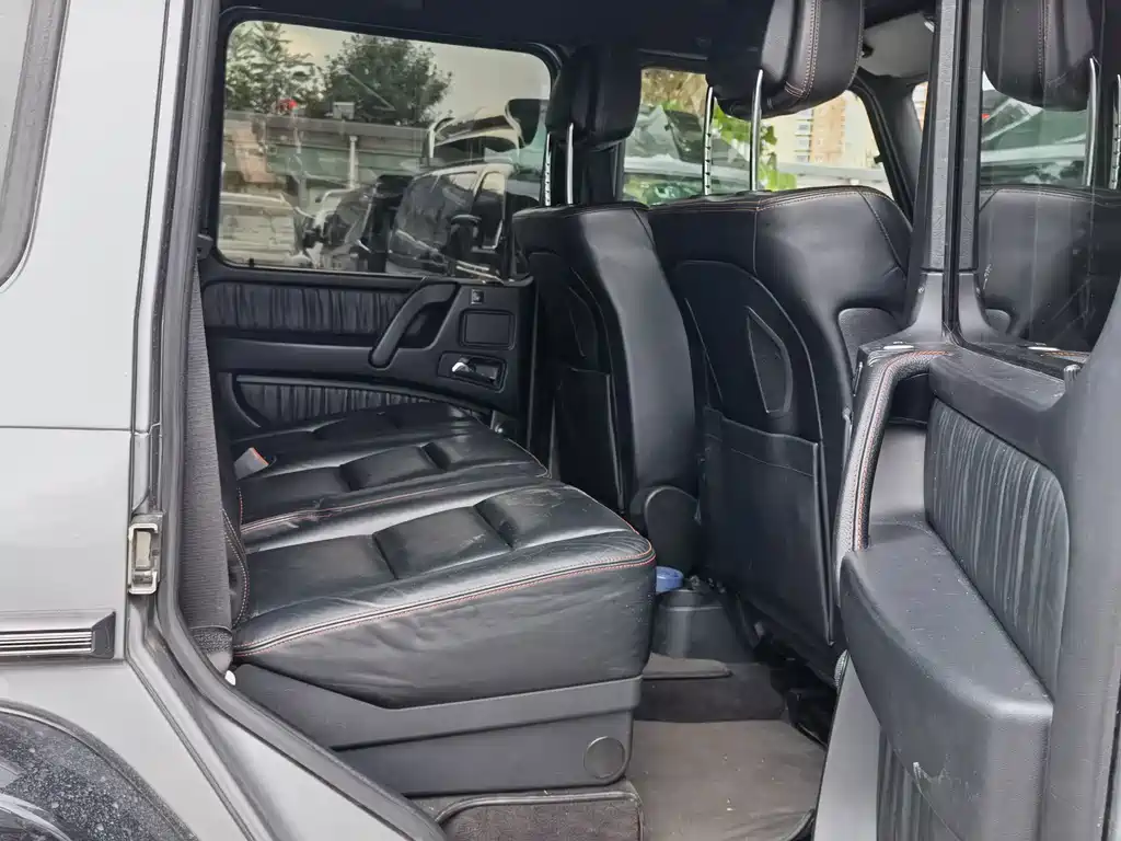 Mercedes-Benz G-Class — миниатюра 11