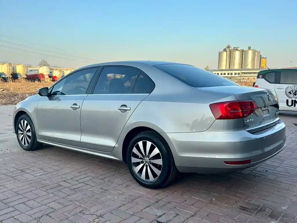 Volkswagen Sagitar — миниатюра 8