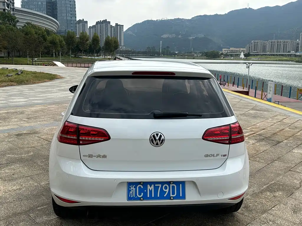 Volkswagen Golf — миниатюра 4