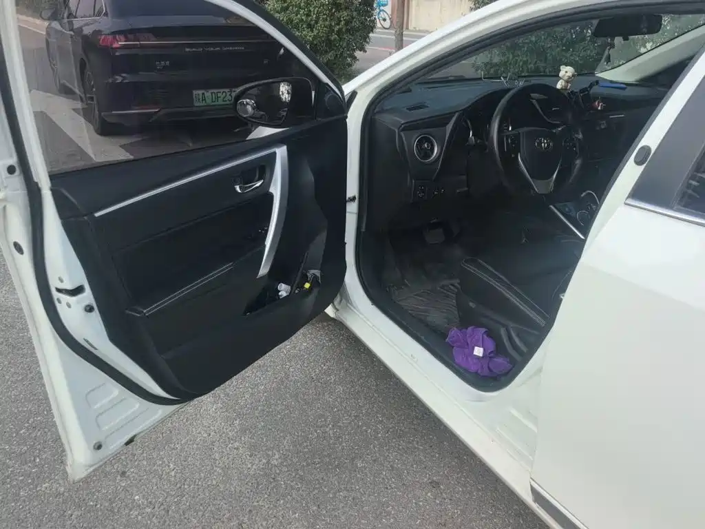 Toyota Corolla — миниатюра 14
