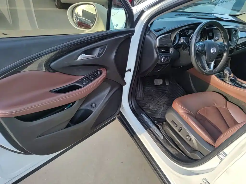 Buick Envision Plus — миниатюра 16